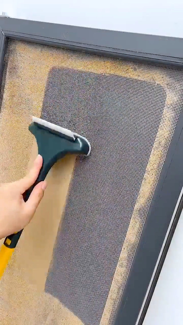 How To Clean Retractable Fly Screens
