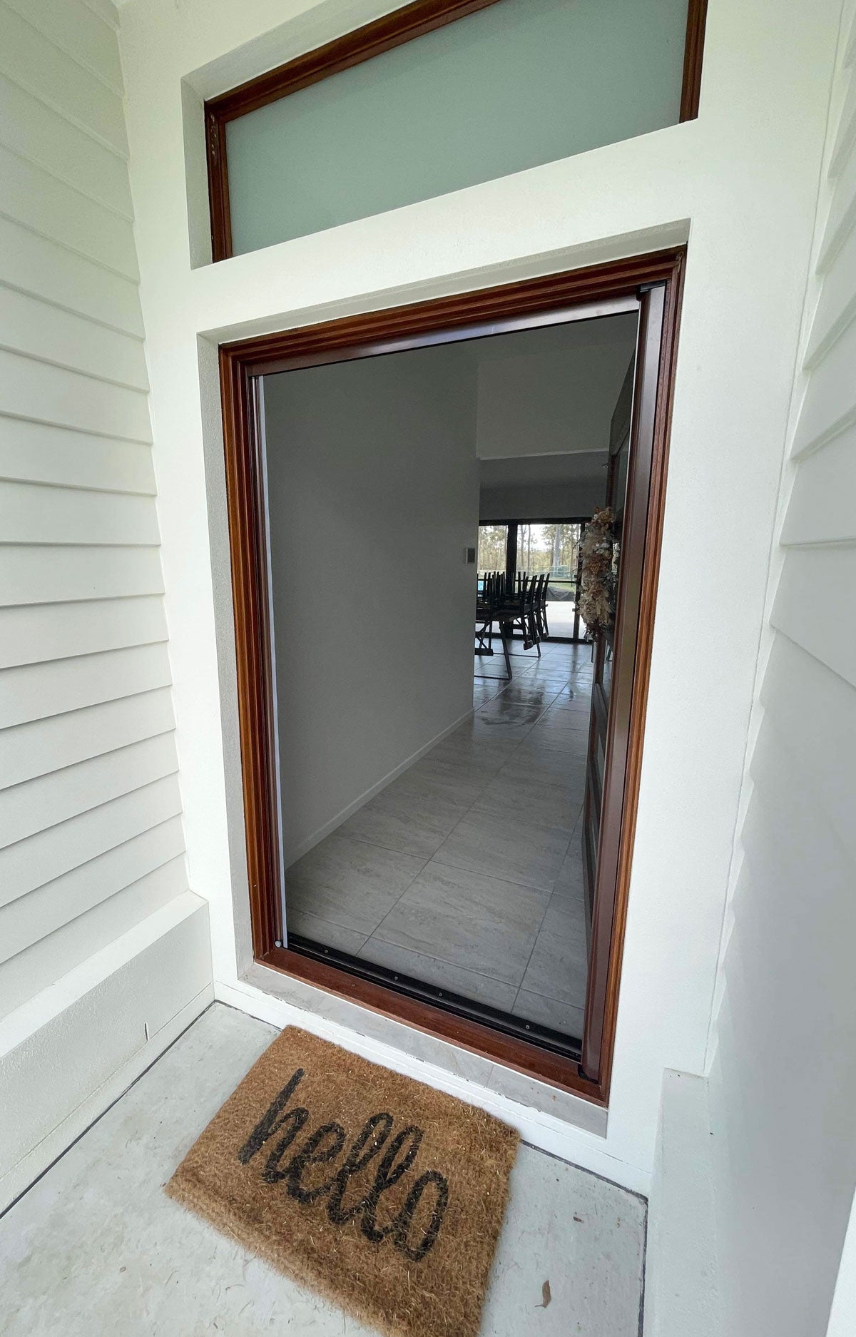 Single Door Retractable Fly Screen