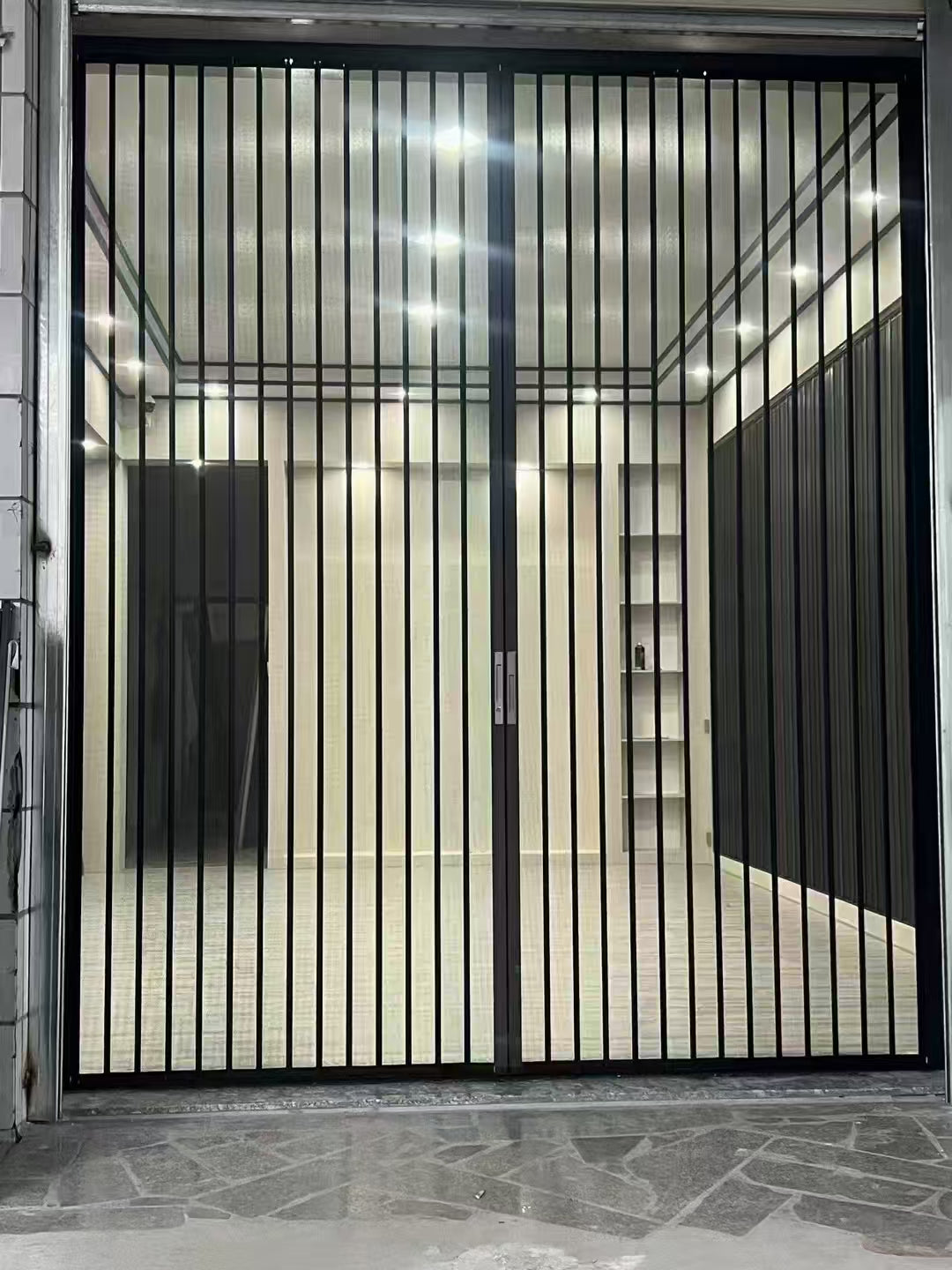 Folding Accordion Double Door Magnetic Screen