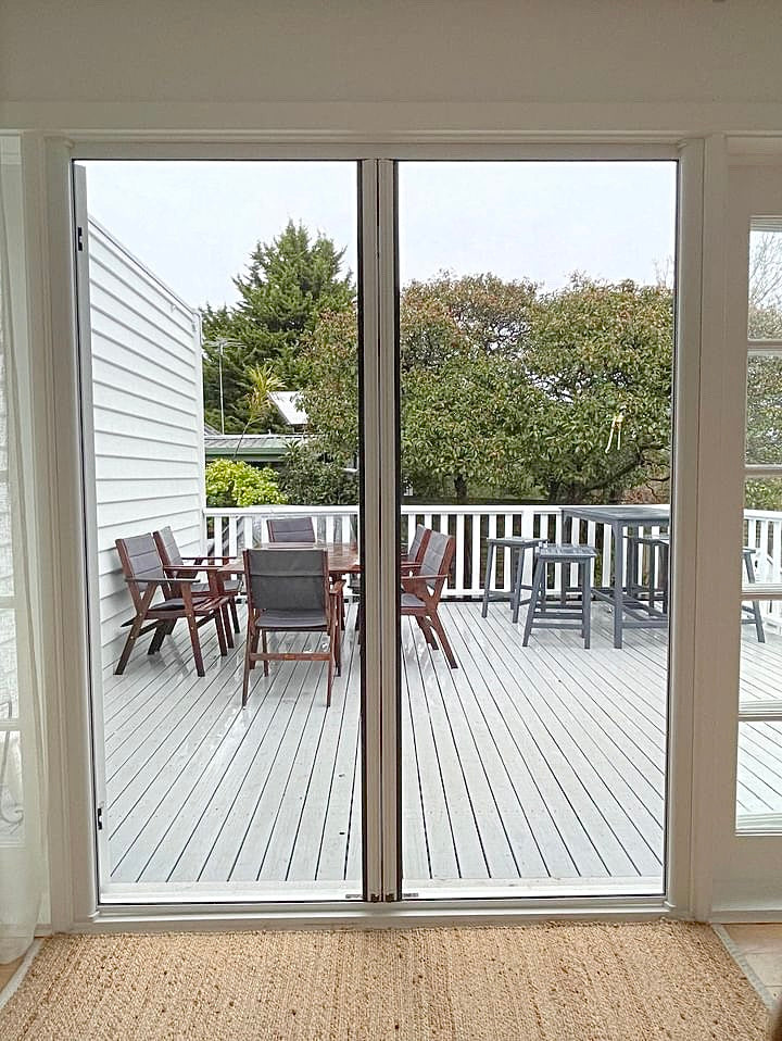 Double Door Retractable Fly Screen