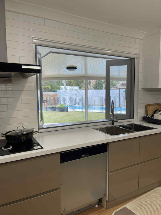 Pull Down Window Retractable Fly Screen