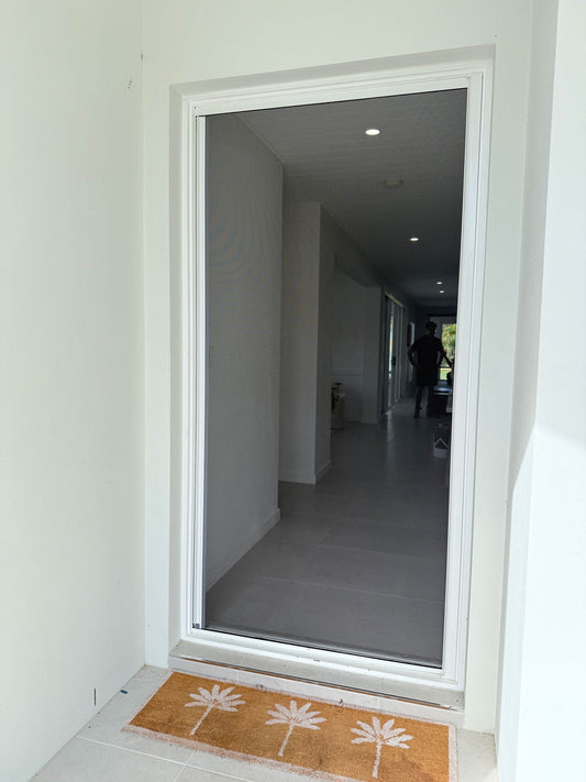 Single Door Retractable Fly Screen