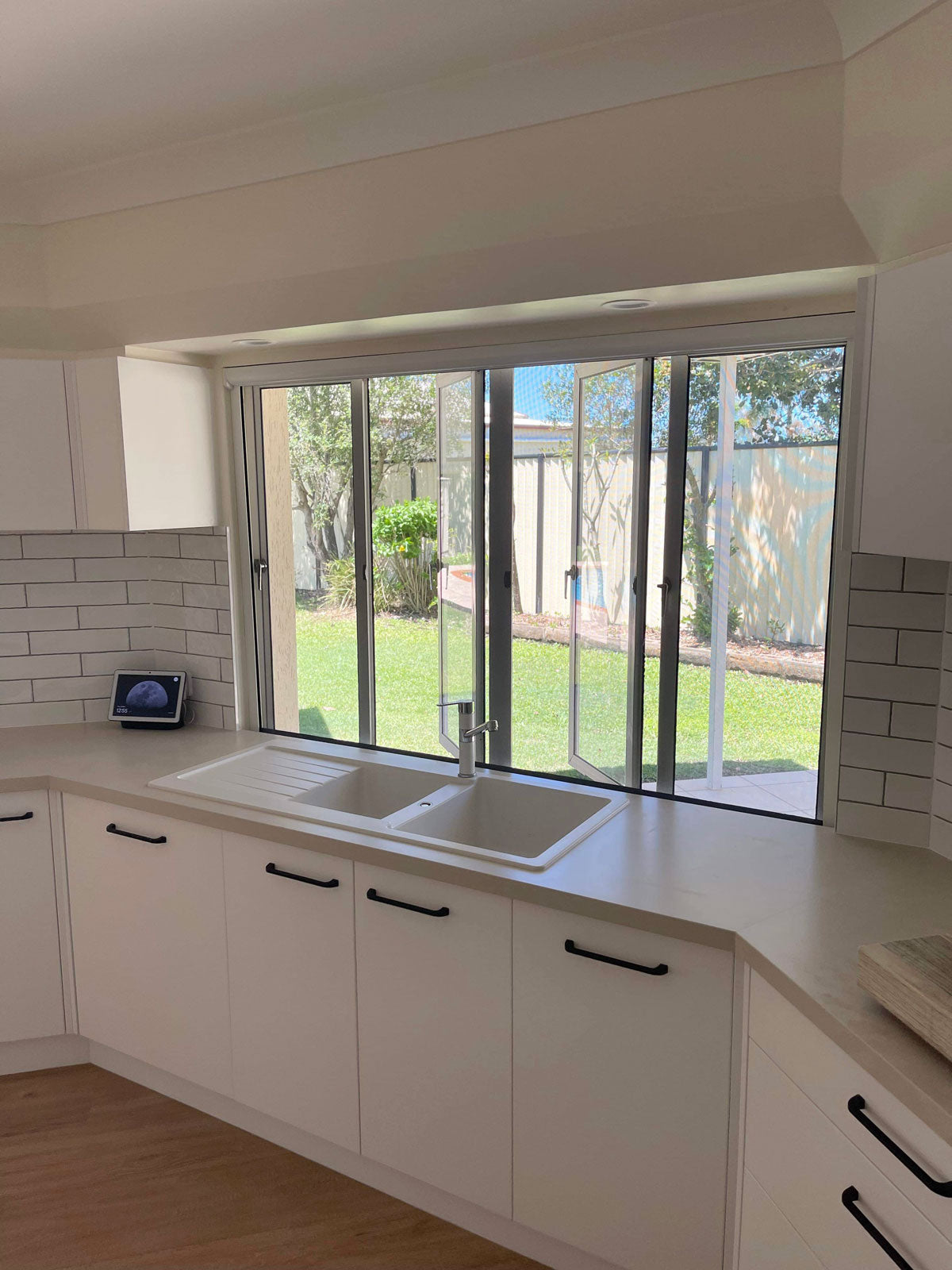 Pull Down Window Retractable Fly Screen