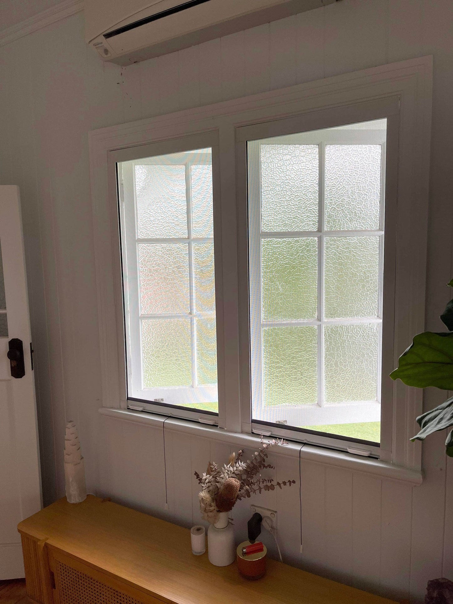 Pull Down Window Retractable Fly Screen